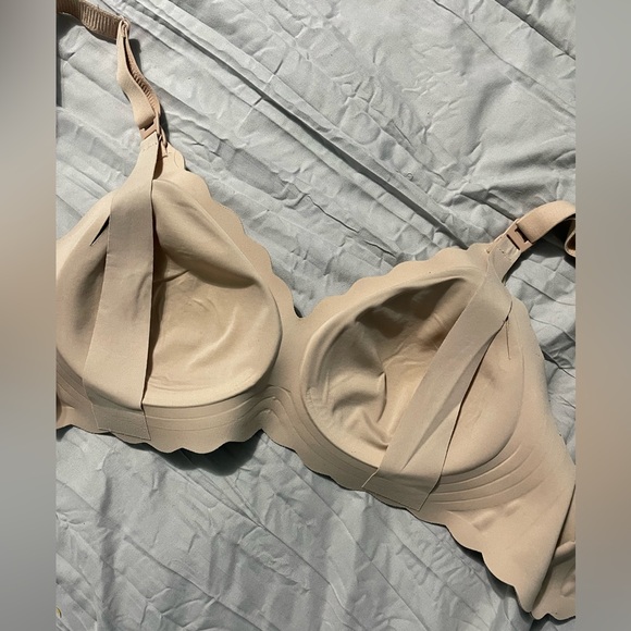 MomCozy JellyStrip Seamless Nursing Bra - Picture 2 of 5